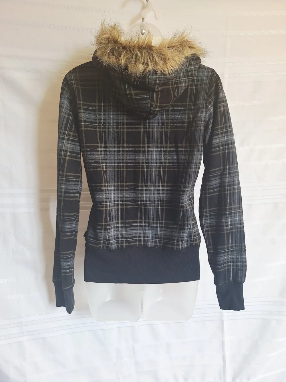 💙L.A. Kitty Black Plaid Sherpa-Lined Bomber Jacket Faux-Fur Hood 🤍SMALL